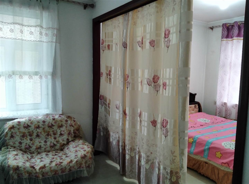 家庭旅館日租房，在小區(qū)，安全，私密