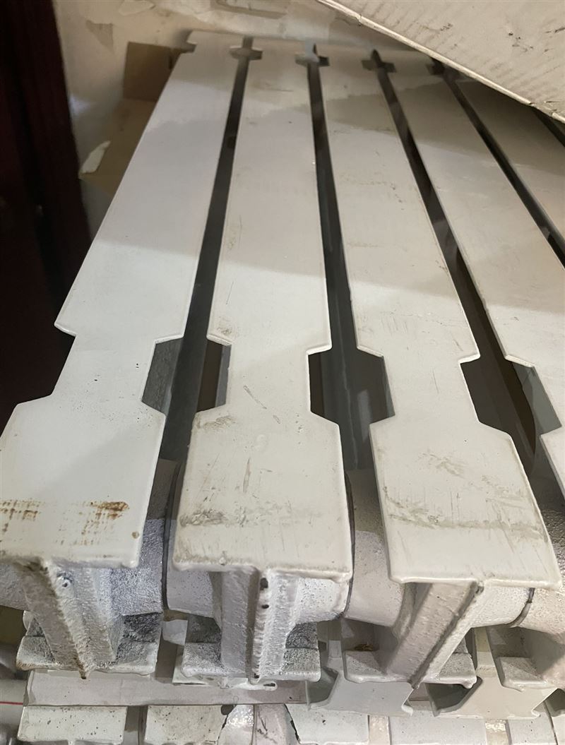 九九成新鑄鐵暖氣片散熱器