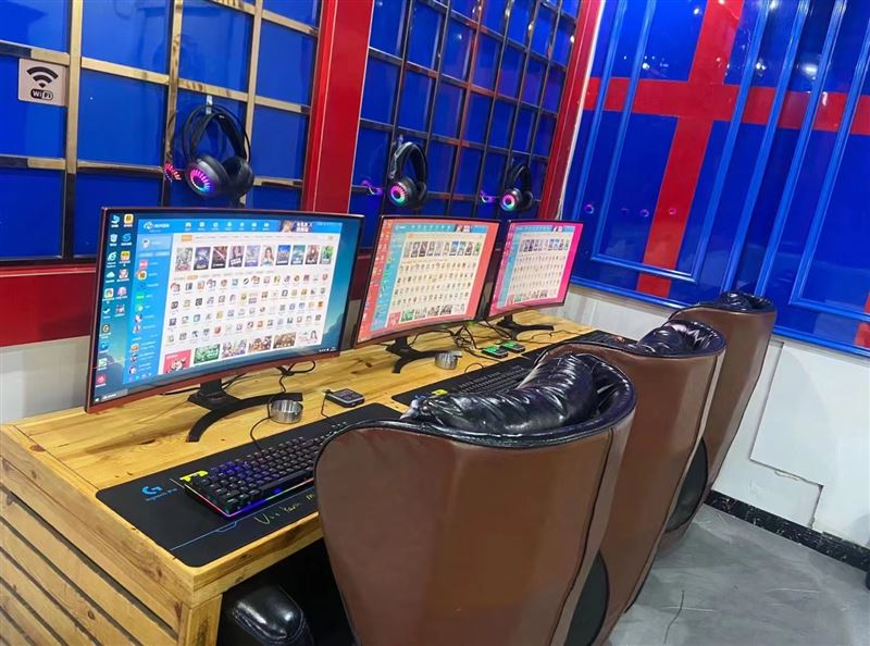 電競公寓到期賣游戲電腦