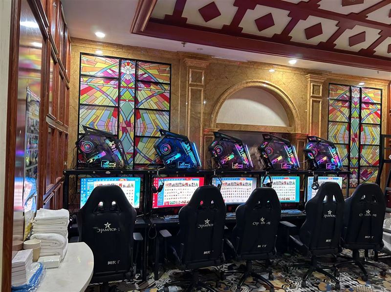 電競公寓到期賣游戲電腦