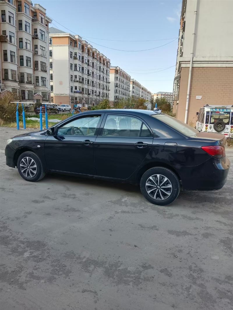 12年比亞迪L3手動高配