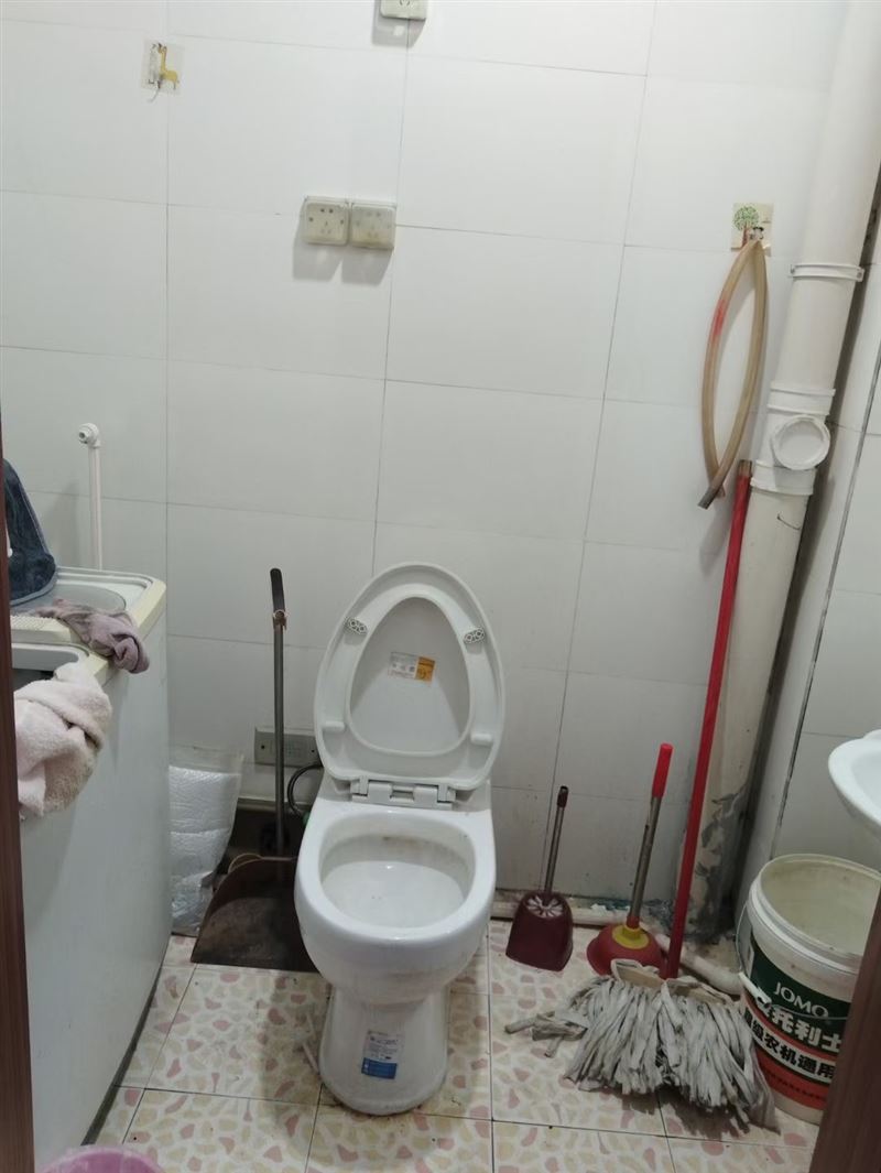 距離新一中最近的房子