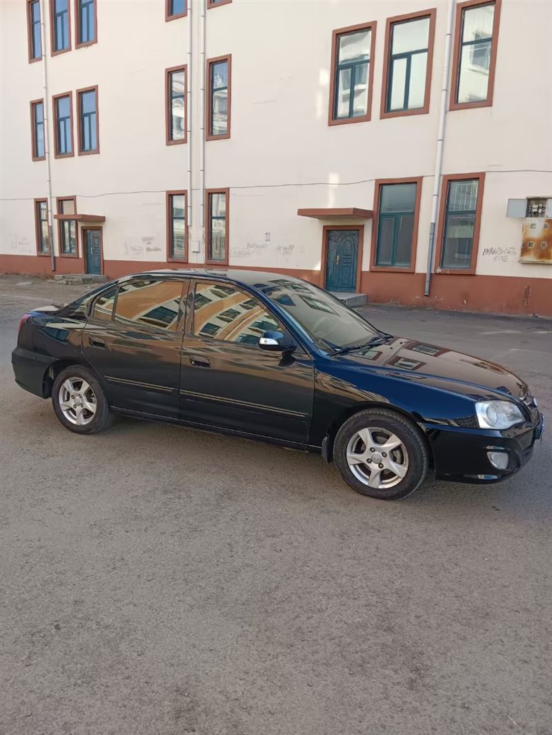 11年新款現(xiàn)代伊蘭特手動(dòng)高配