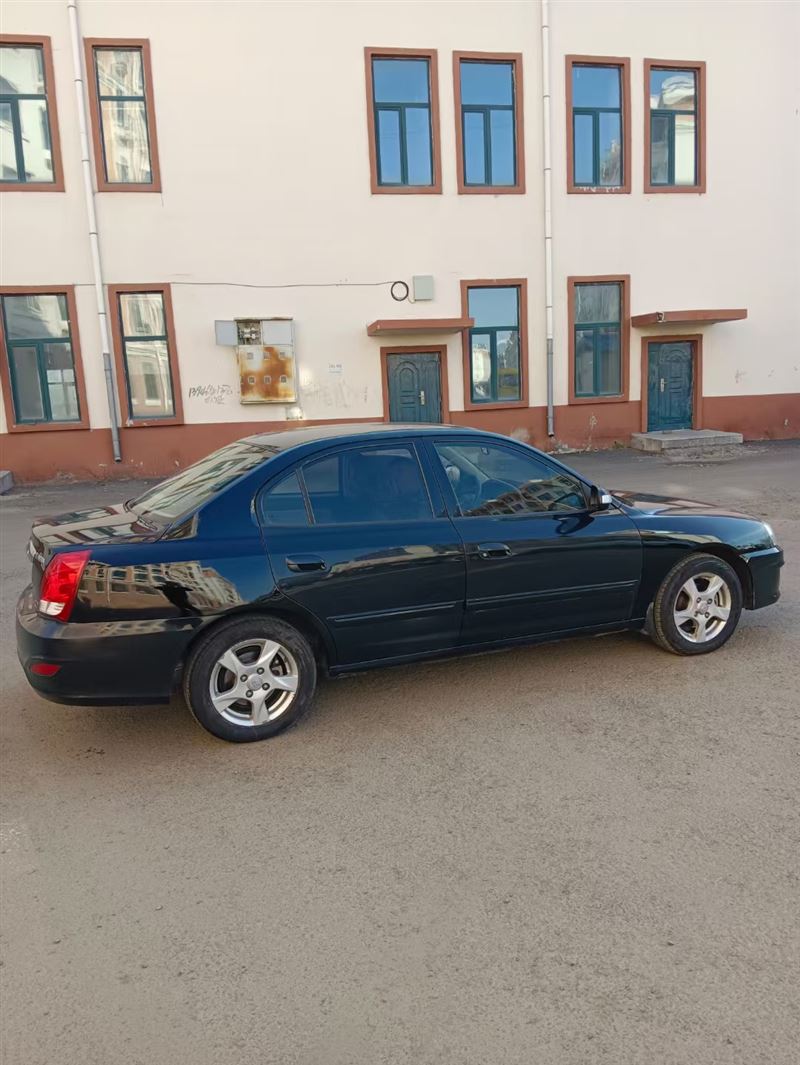 11年新款現(xiàn)代伊蘭特手動(dòng)高配