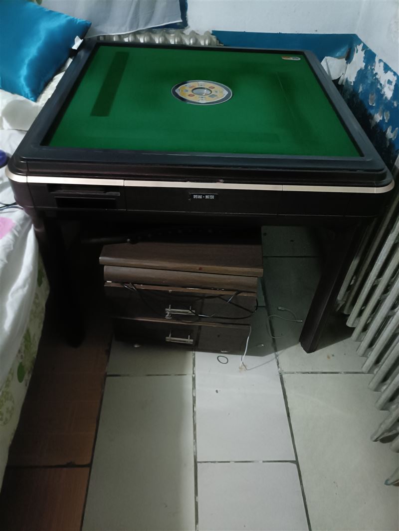 賣麻將機(jī)和理療椅