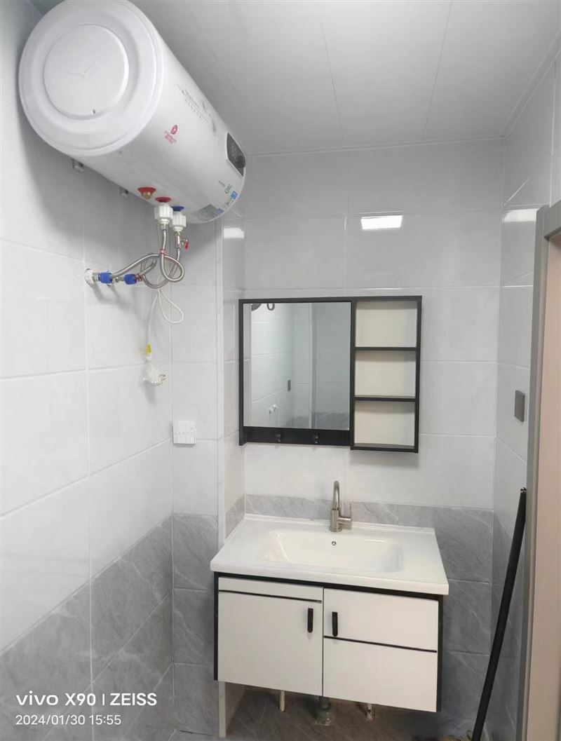 湖東小區(qū)6樓