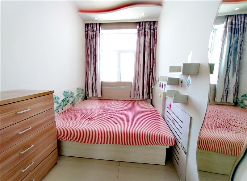 茄子河分局家屬樓2號(hào)樓4樓