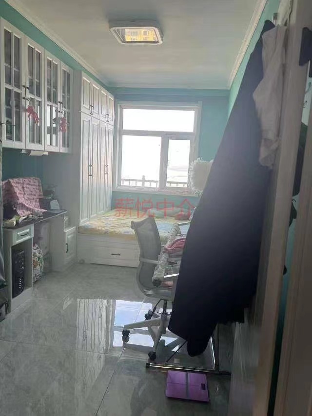 富貴園電梯136平48.5萬(wàn)