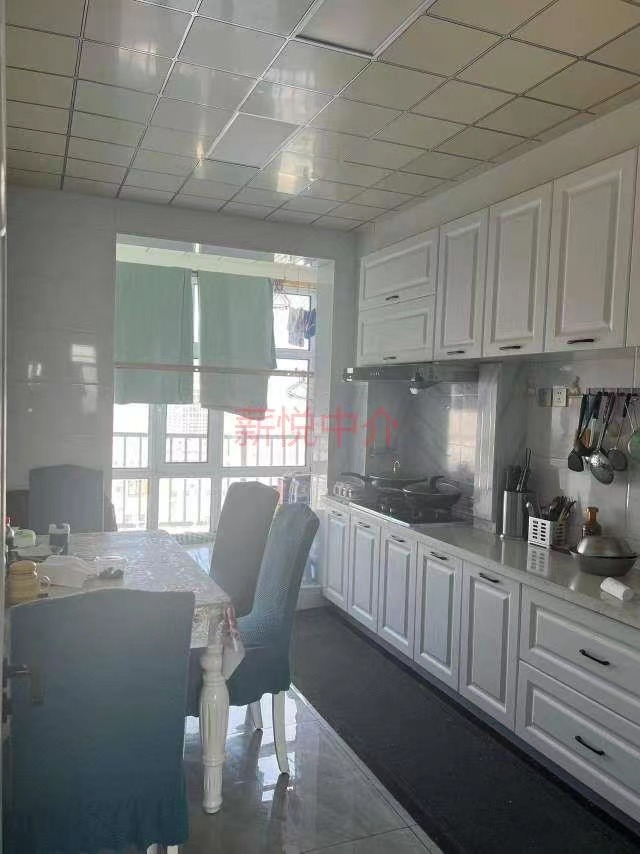 富貴園電梯136平48.5萬(wàn)