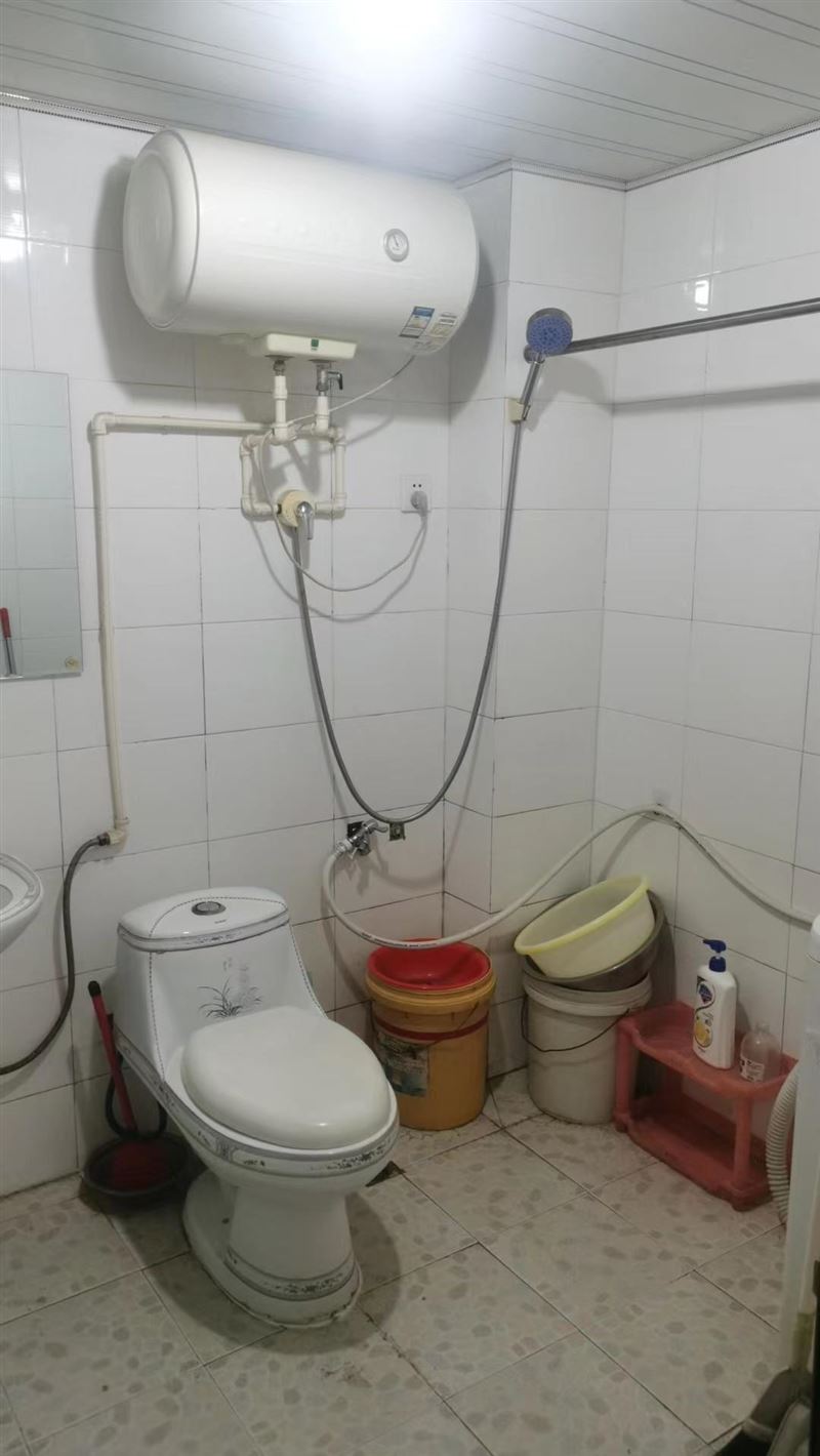 出租景豐家小區(qū)閣樓