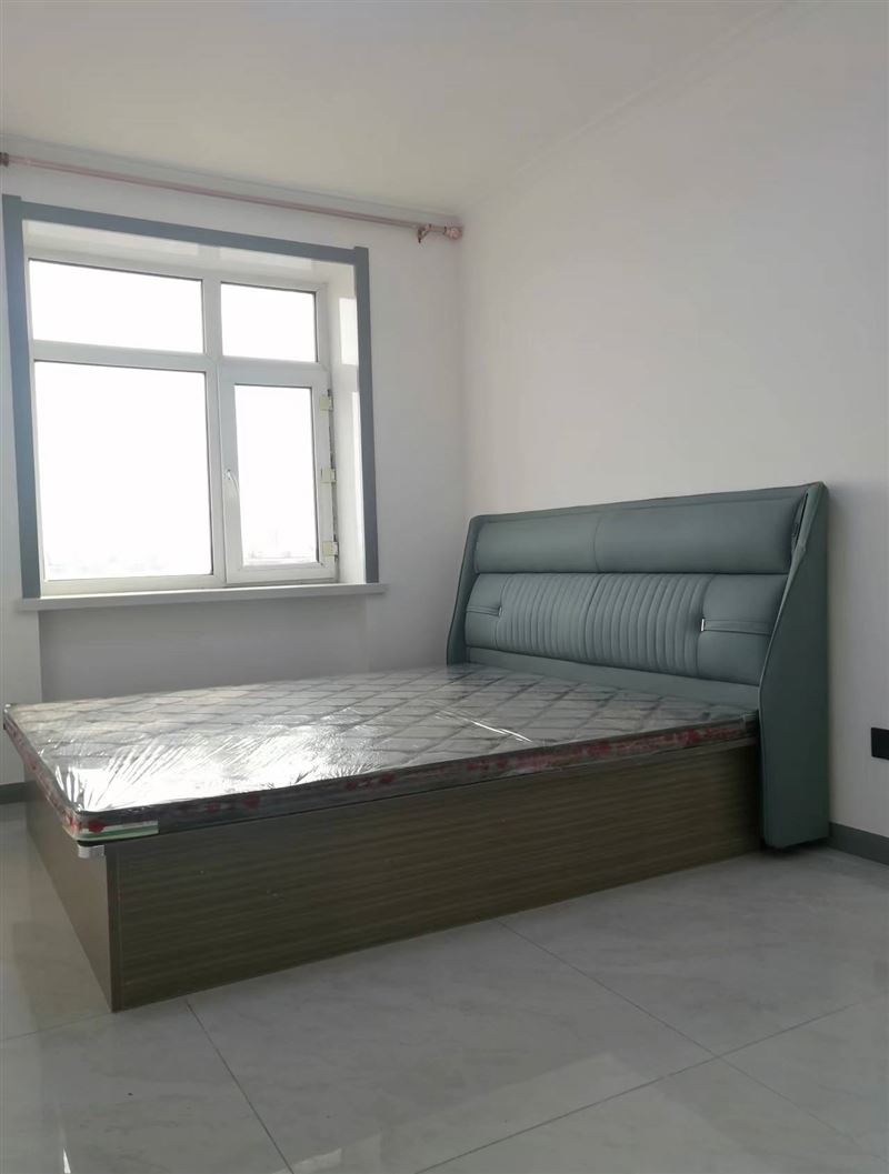 七星花園B區(qū)~六樓~精裝修 ?