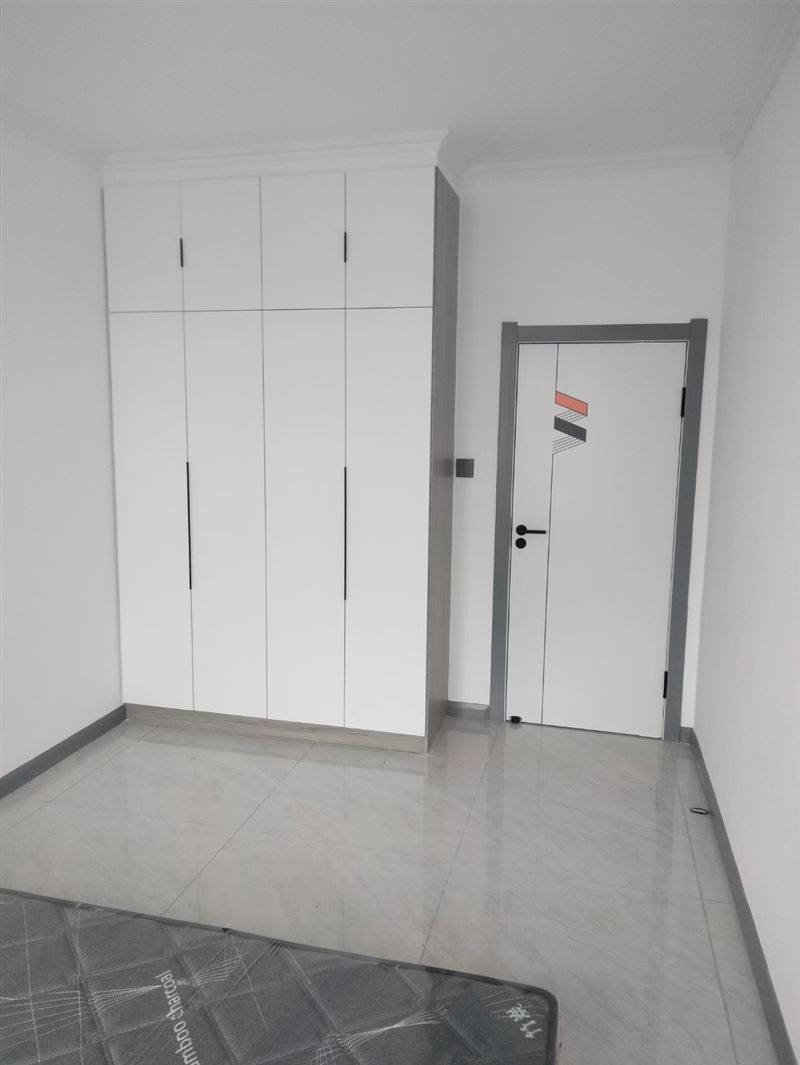 北岸新城五樓~63平方~精裝修~拎包入住