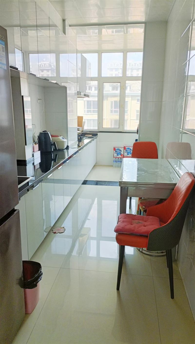 銀泉新都6樓（多層步梯）