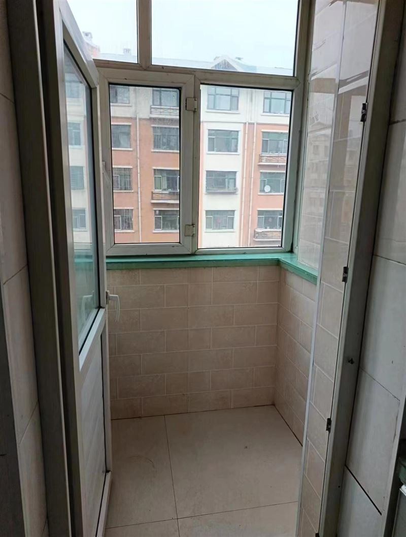 北岸新城四樓～56平方～位置好 