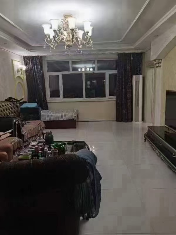 十中十小2樓102平精裝33.8萬