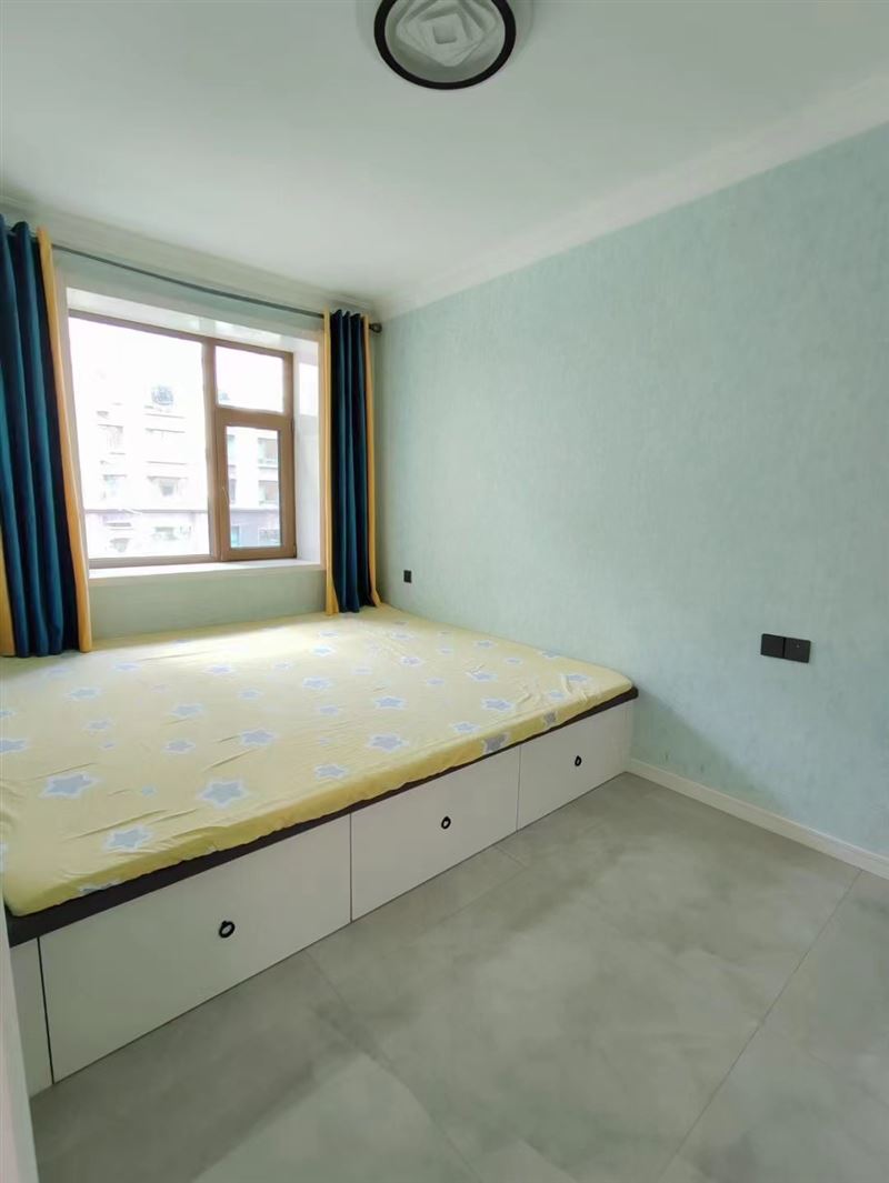 金水灣電梯洋房2樓86平