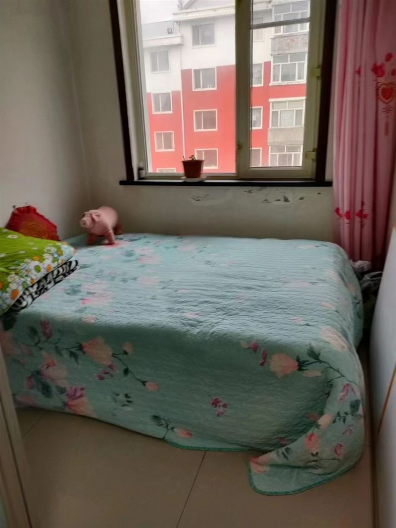 北山五樓低價(jià)賣5.2