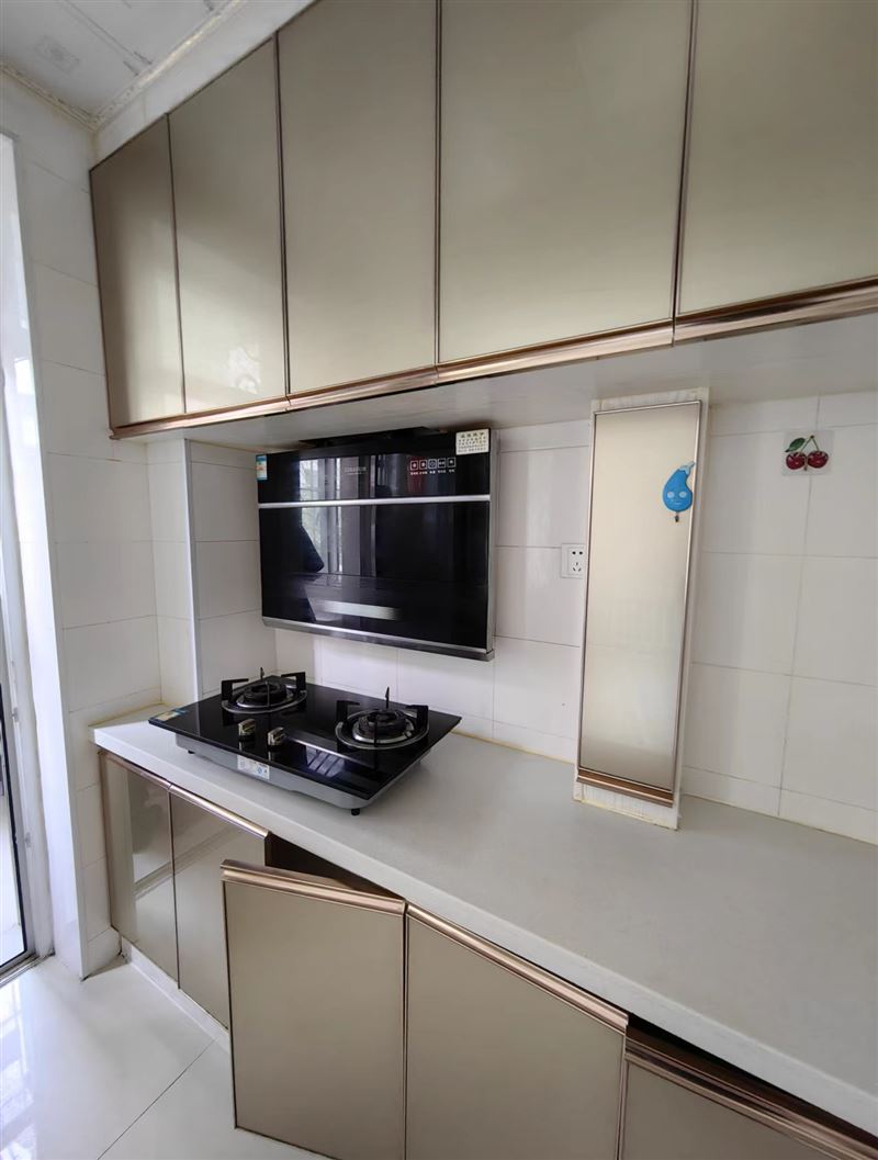 金沙新區(qū)如意家園36號樓精裝修吉賣房