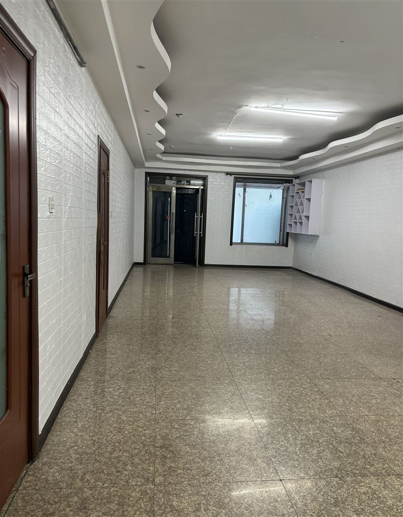 朝陽(yáng)小區(qū)商服出租出售