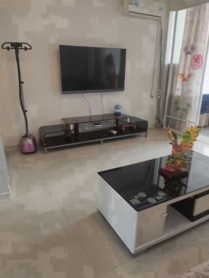 銀泉小區(qū)5樓66平精裝23萬(wàn)最低