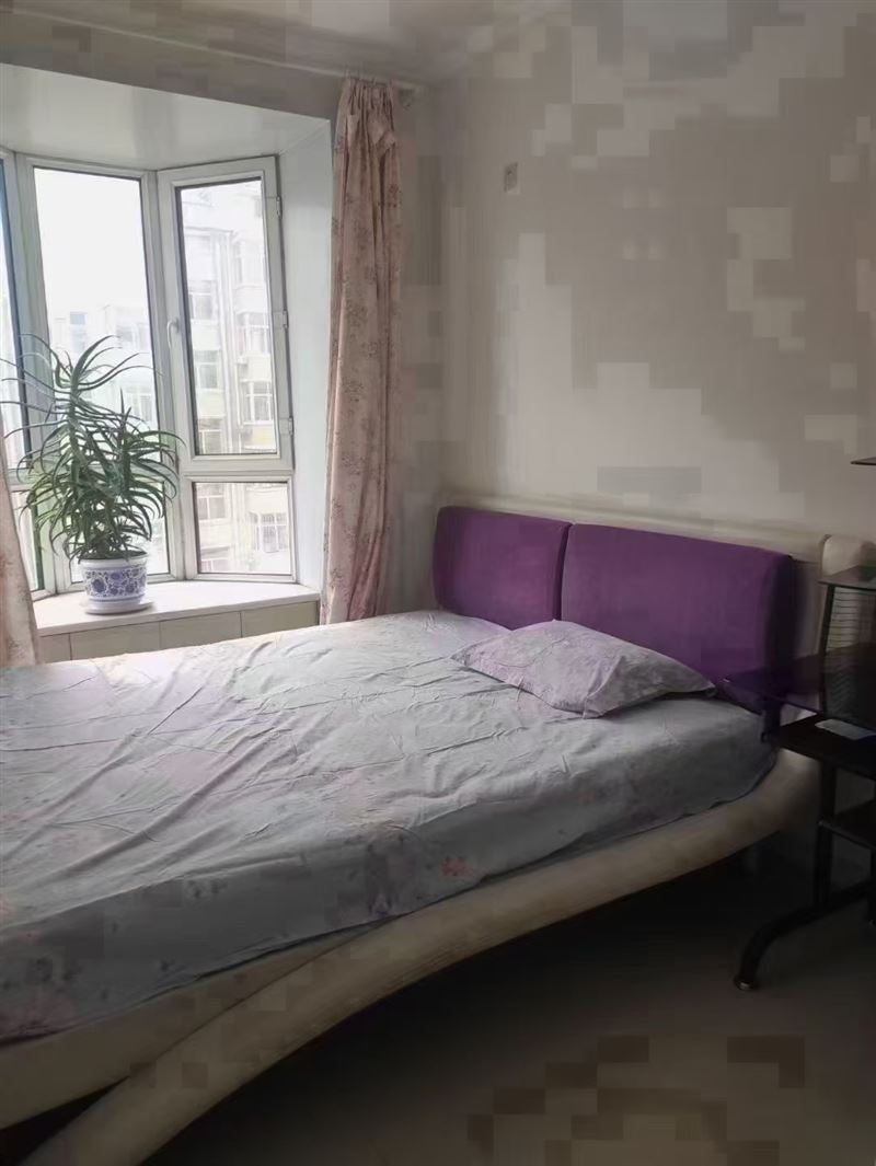 銀泉小區(qū)5樓66平精裝23萬(wàn)最低