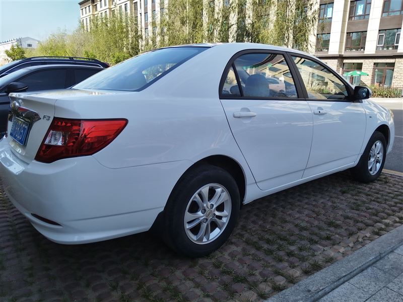 4萬公里比亞迪F3