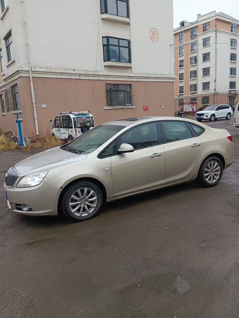 11年別克英朗GT原值12萬