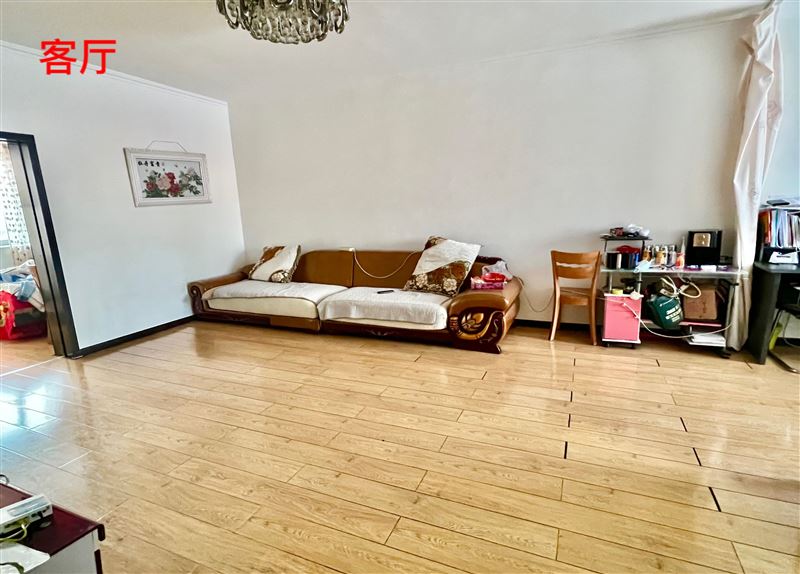 出租市四中家屬樓