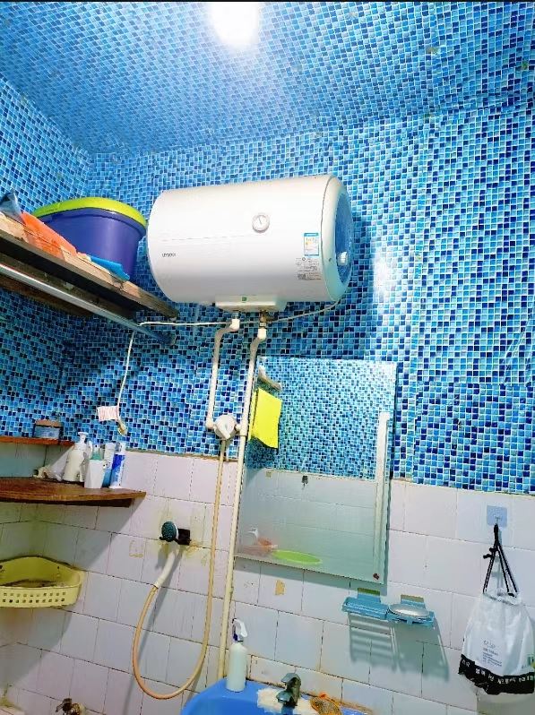 新聞樓彩城西門