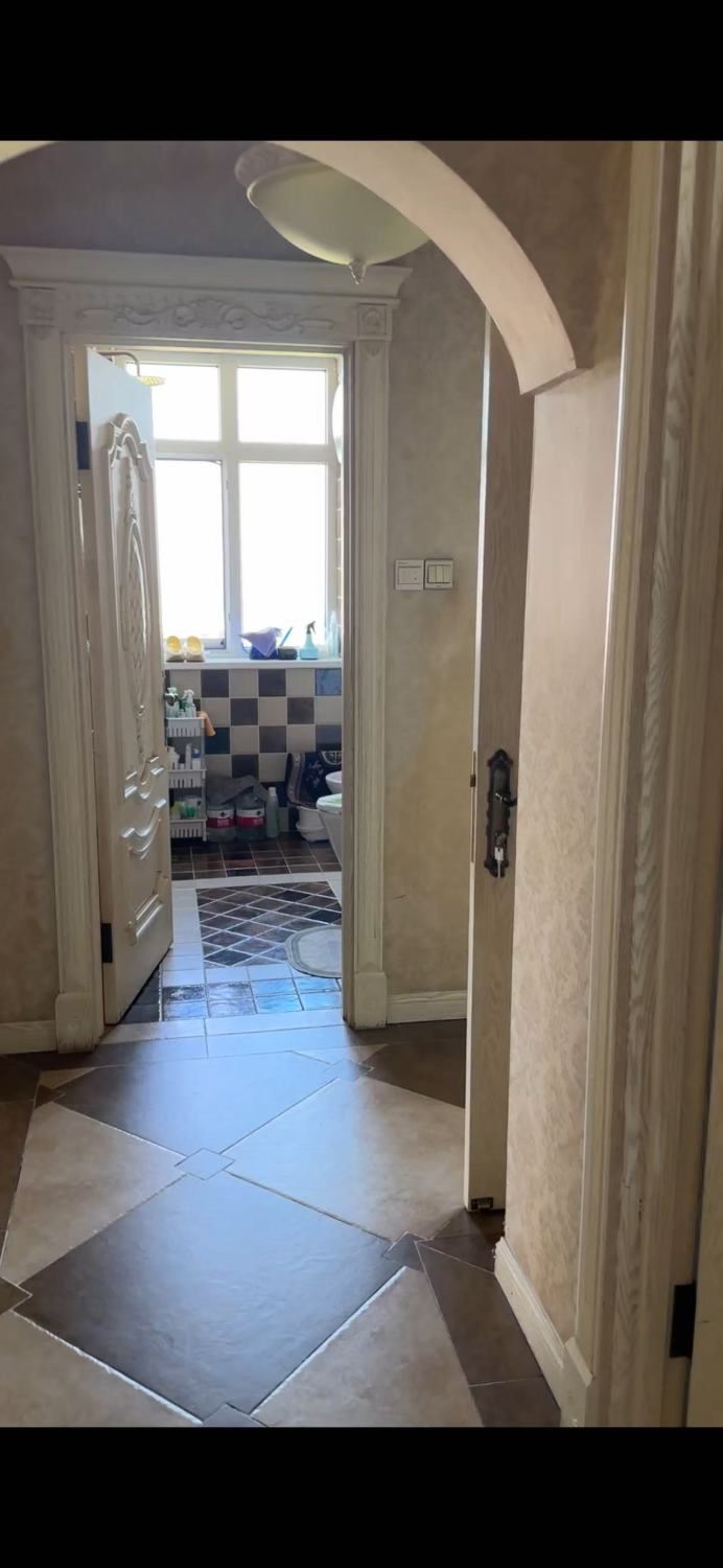 昆侖酒店附近高層