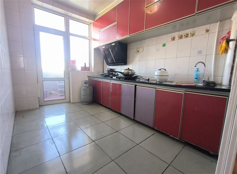 賣市四中學(xué)區(qū)樓