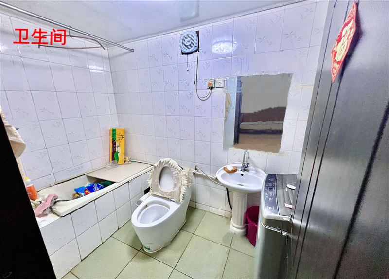 賣市四中學(xué)區(qū)樓