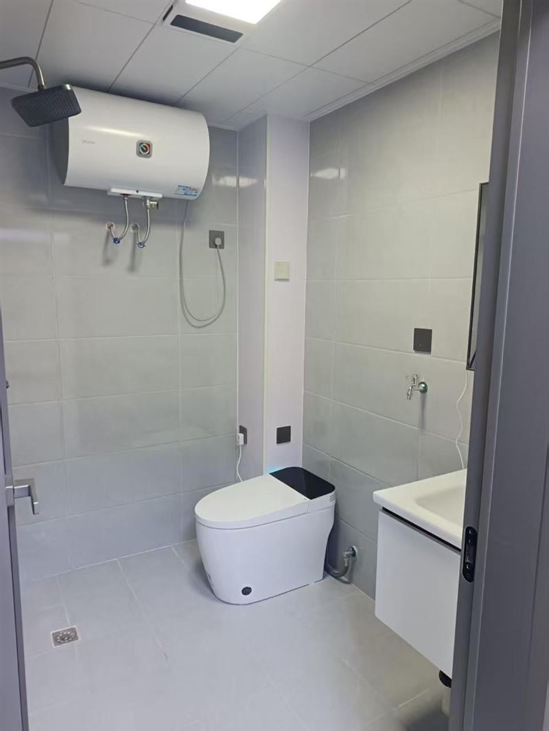 七星花園A區(qū)一樓中門(mén)