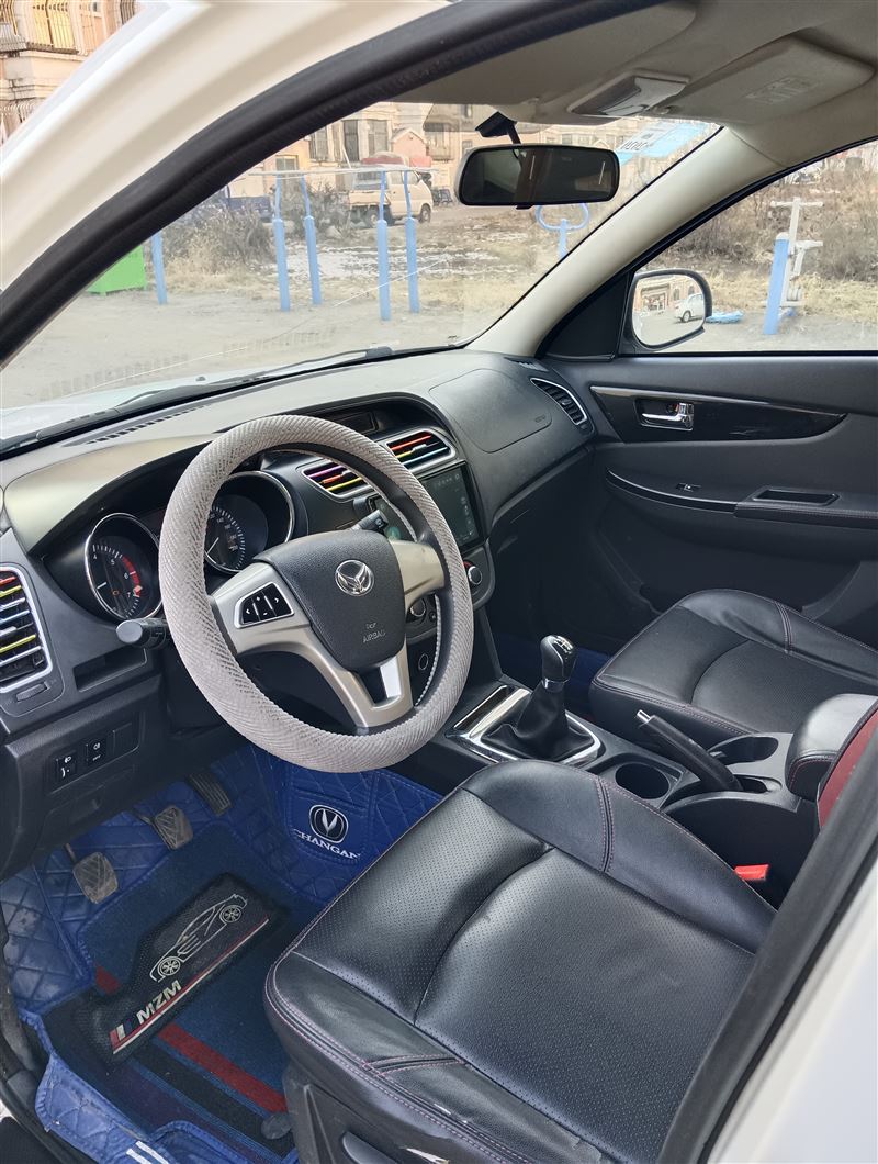 14年北汽幻速s2手動高配