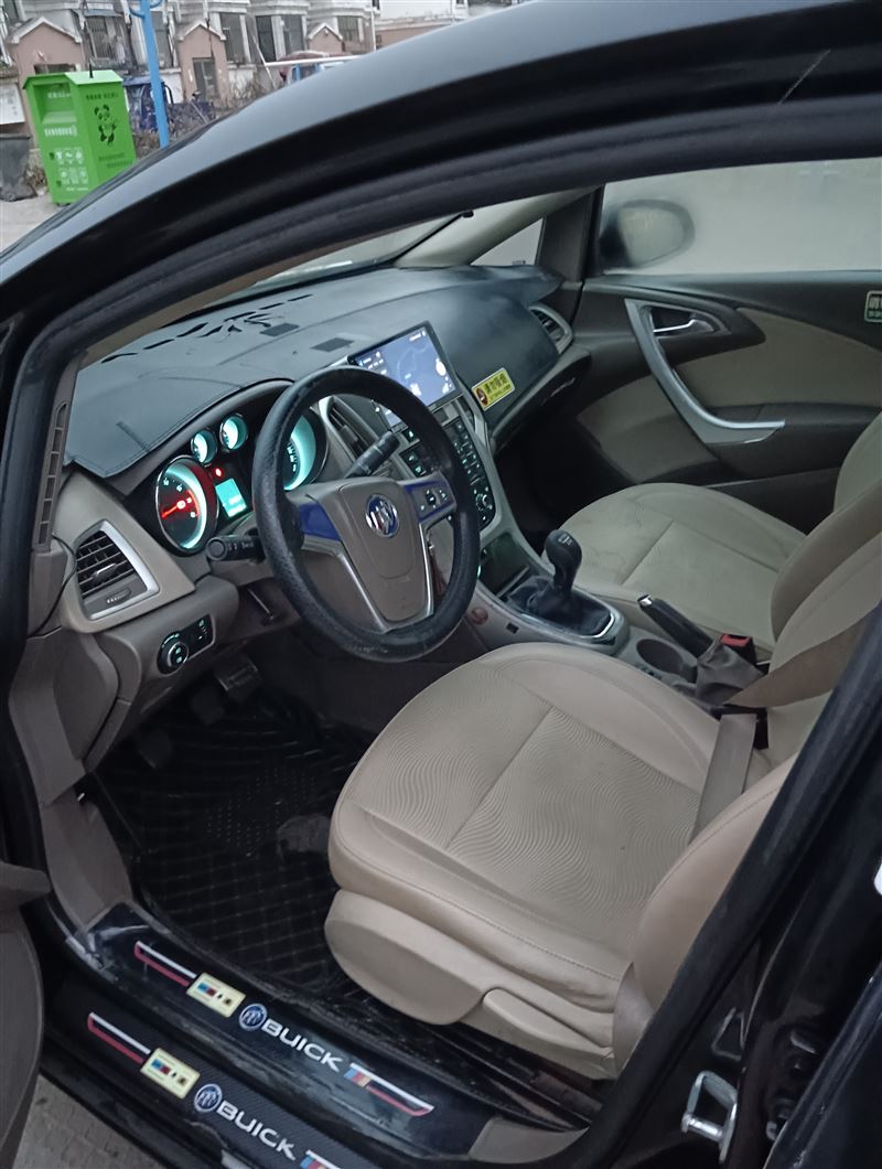 13年別克英朗GT手動(dòng)高配