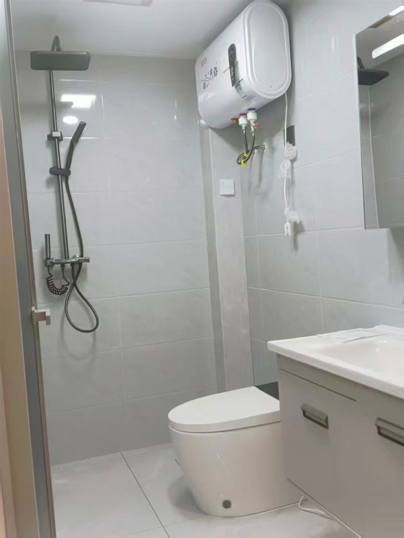 出售欣源小區(qū)3樓