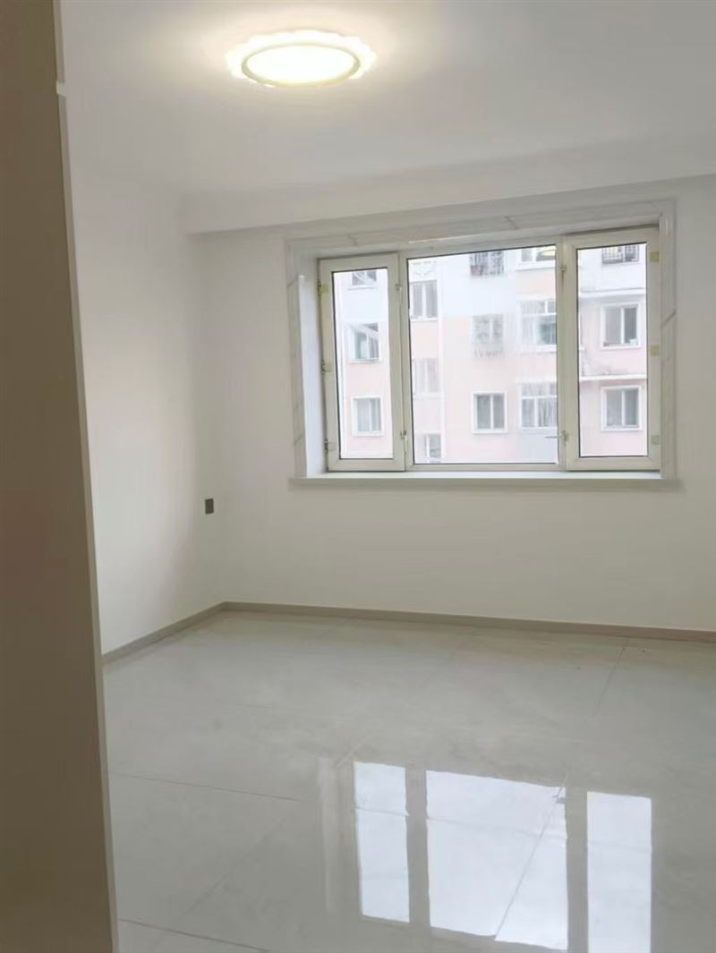 出售欣源小區(qū)3樓