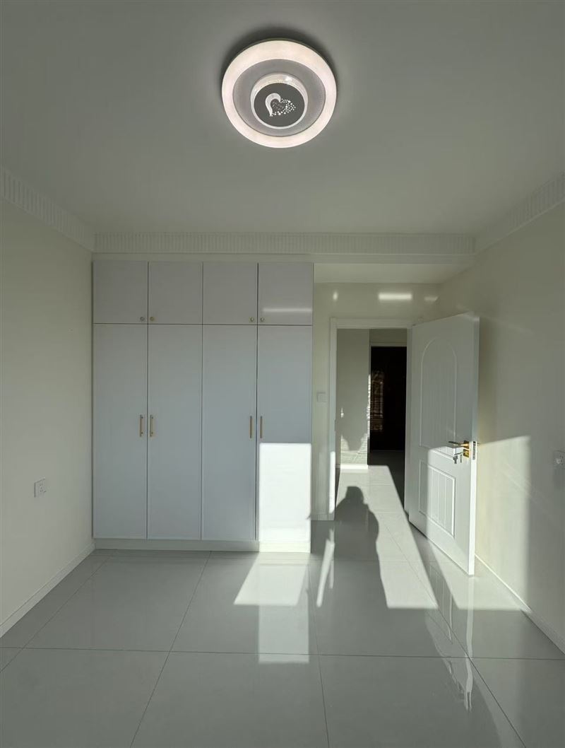 出售花園新區(qū)8樓