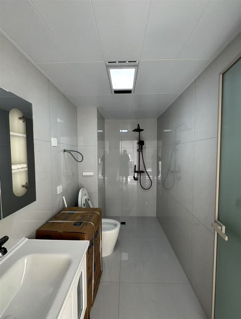 出售花園新區(qū)8樓