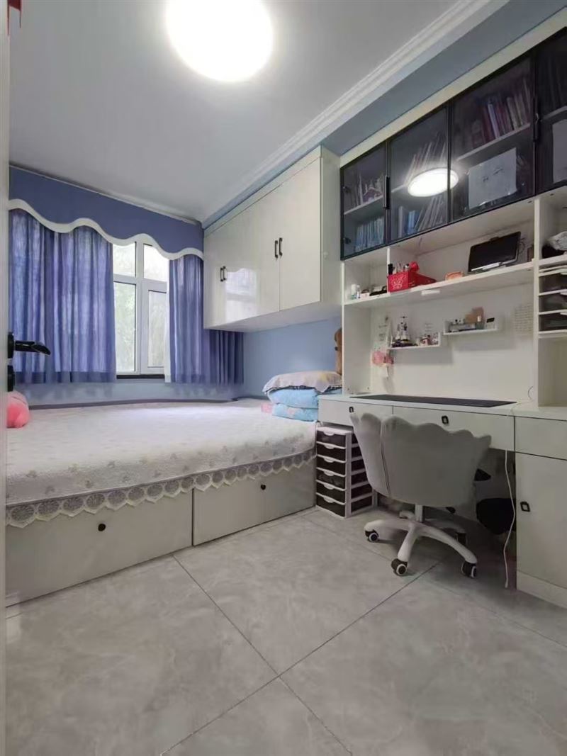 賣(mài)銀達(dá) 3樓 83平