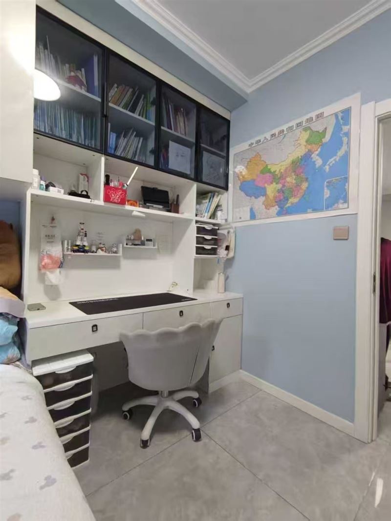 賣(mài)銀達(dá) 3樓 83平