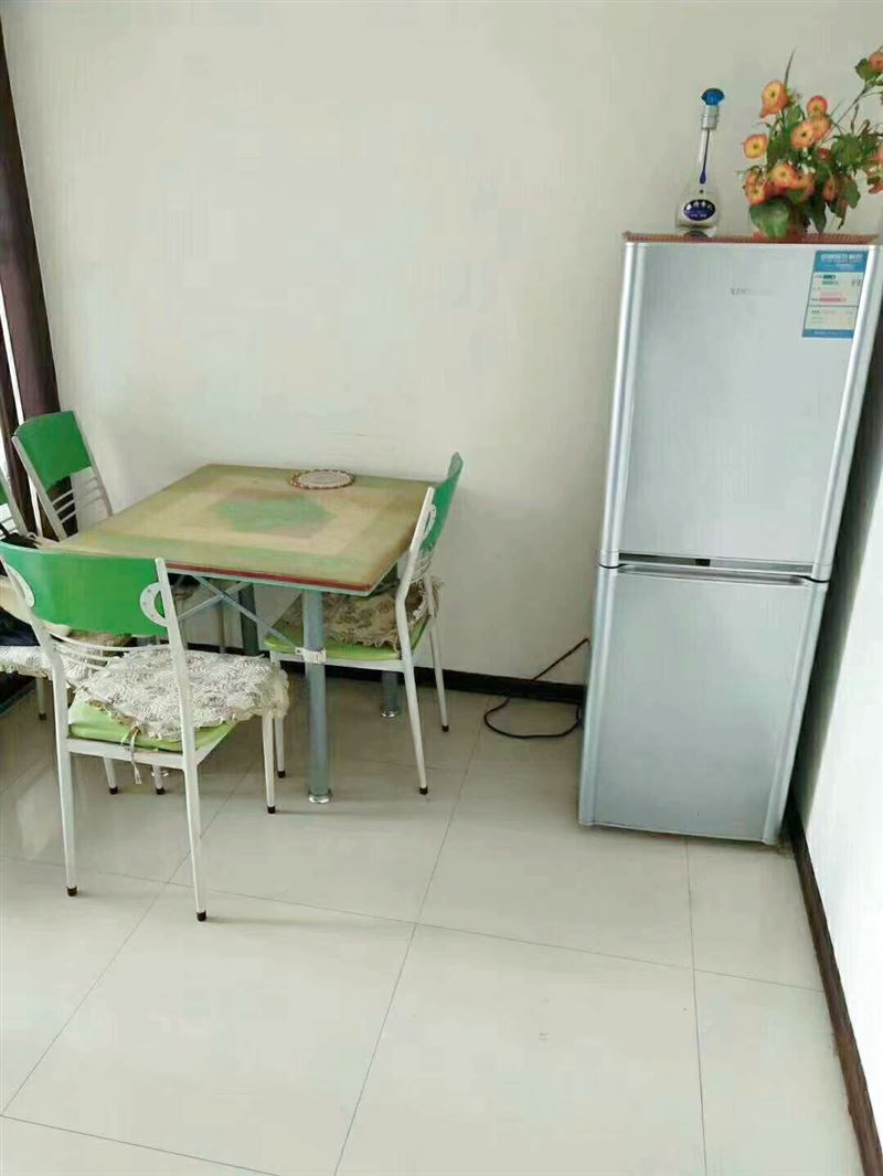 吉賣樓房6樓8萬