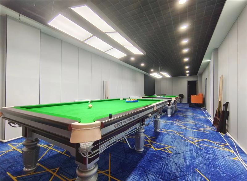 酒吧轉(zhuǎn)讓