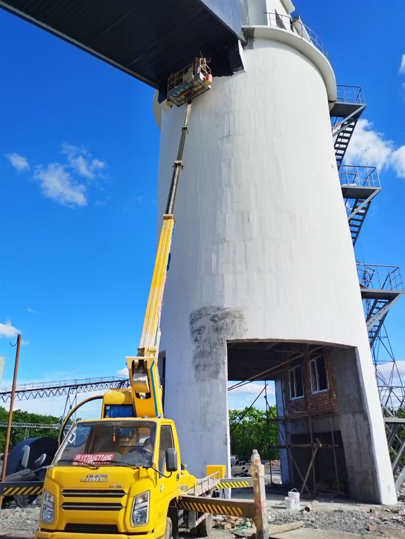 出租高空作業(yè)車，和半截子貨車