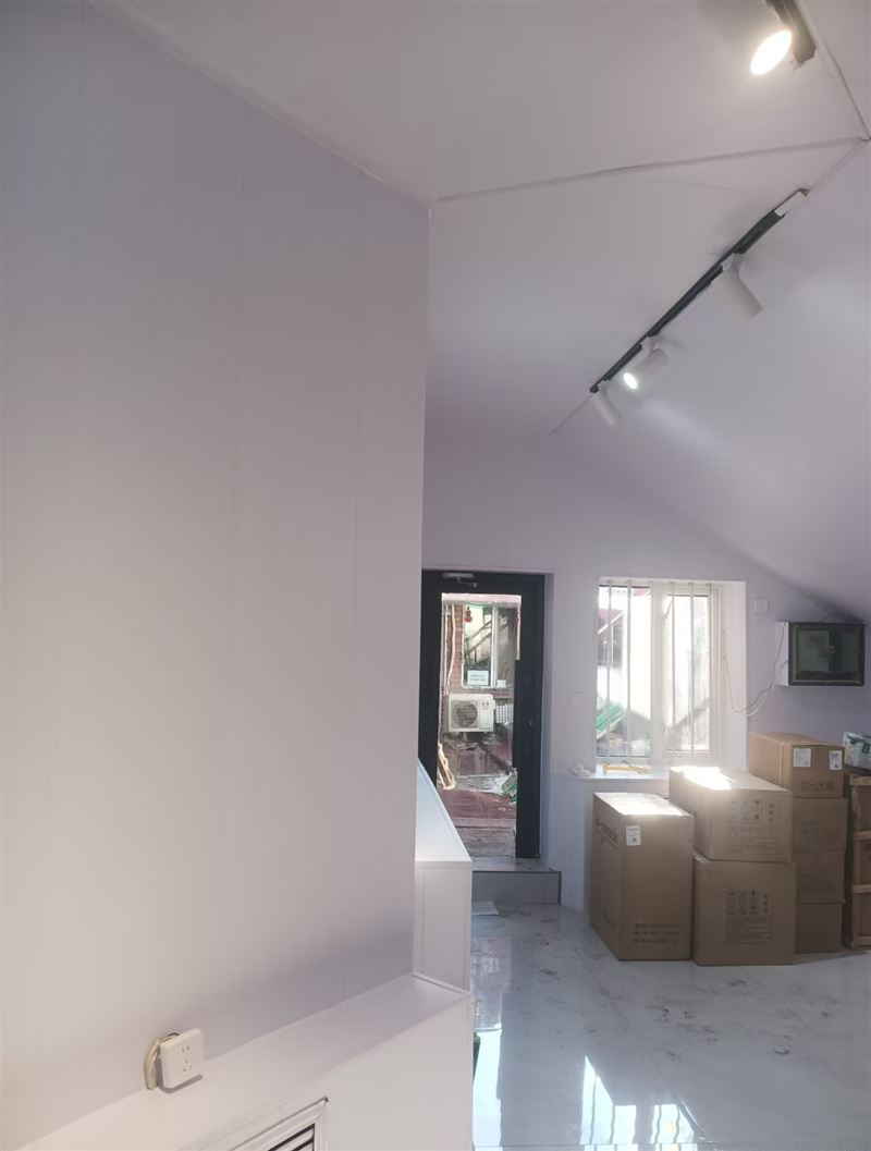 桃山區(qū)狼嚎街十字路口商鋪出售