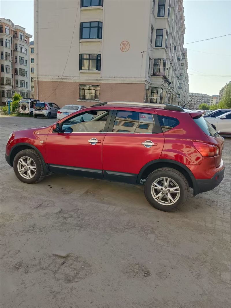 09年尼桑逍客手動(dòng)高配