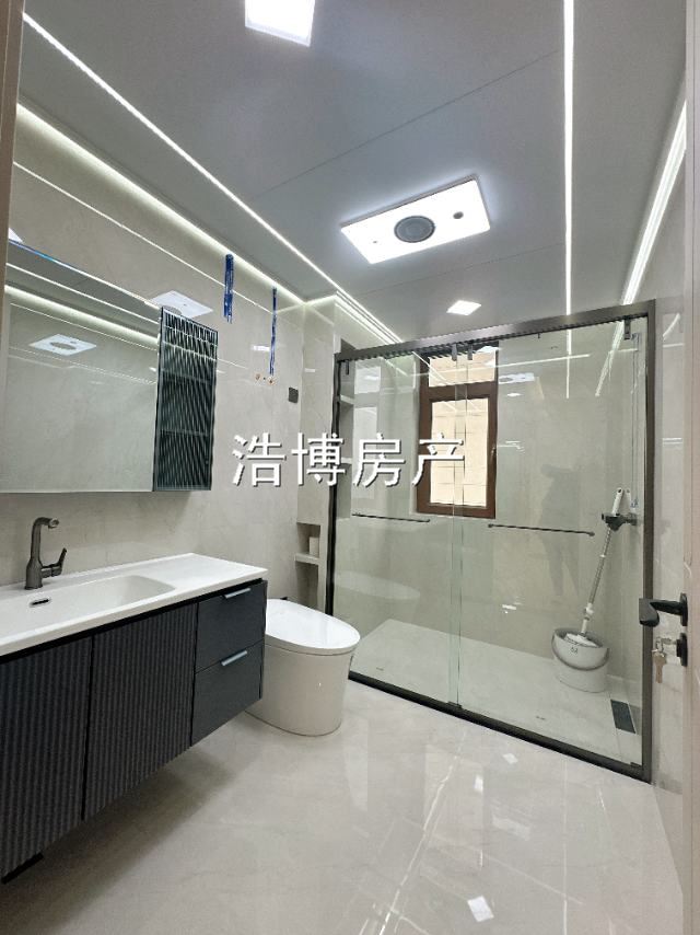 七號(hào)公館電梯房14樓