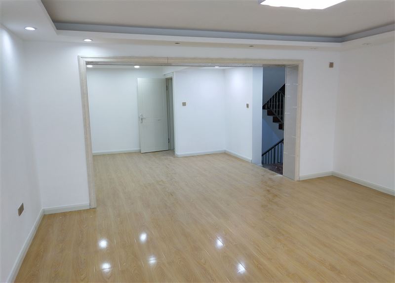 歐洲新城二期商服出售