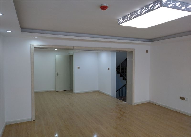 歐洲新城二期商服出售