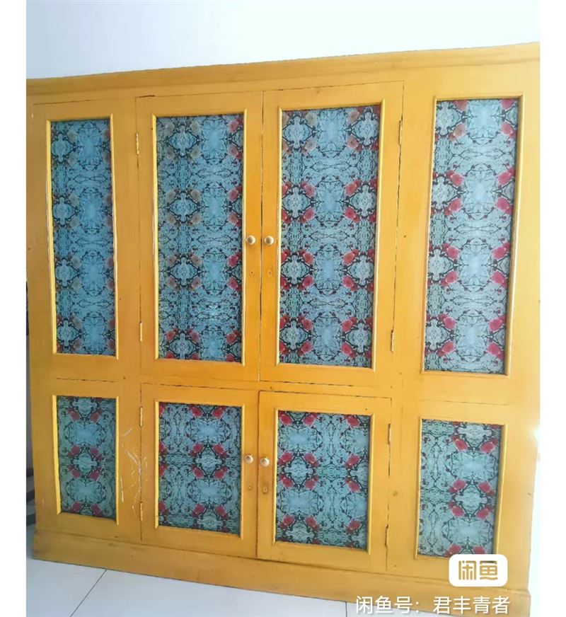 實(shí)木柜自取200元